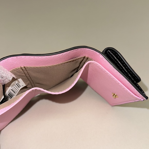 🔥🔥🔥NEW Marc Jacobs The J Mini Trifold Snapshot Black Gold Pink Leather Wallet - Picture 9 of 9
